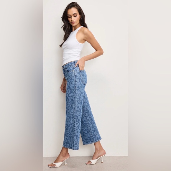 Good American Good Waist Palazzo High-Rise Crop Jeans size 4 - Picture 2 of 8